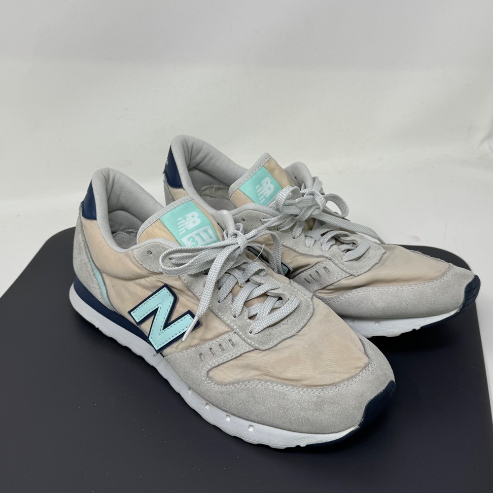 New Balance Womens WI3110d 2 Beige ivory Fashion Sneaker Size 10
